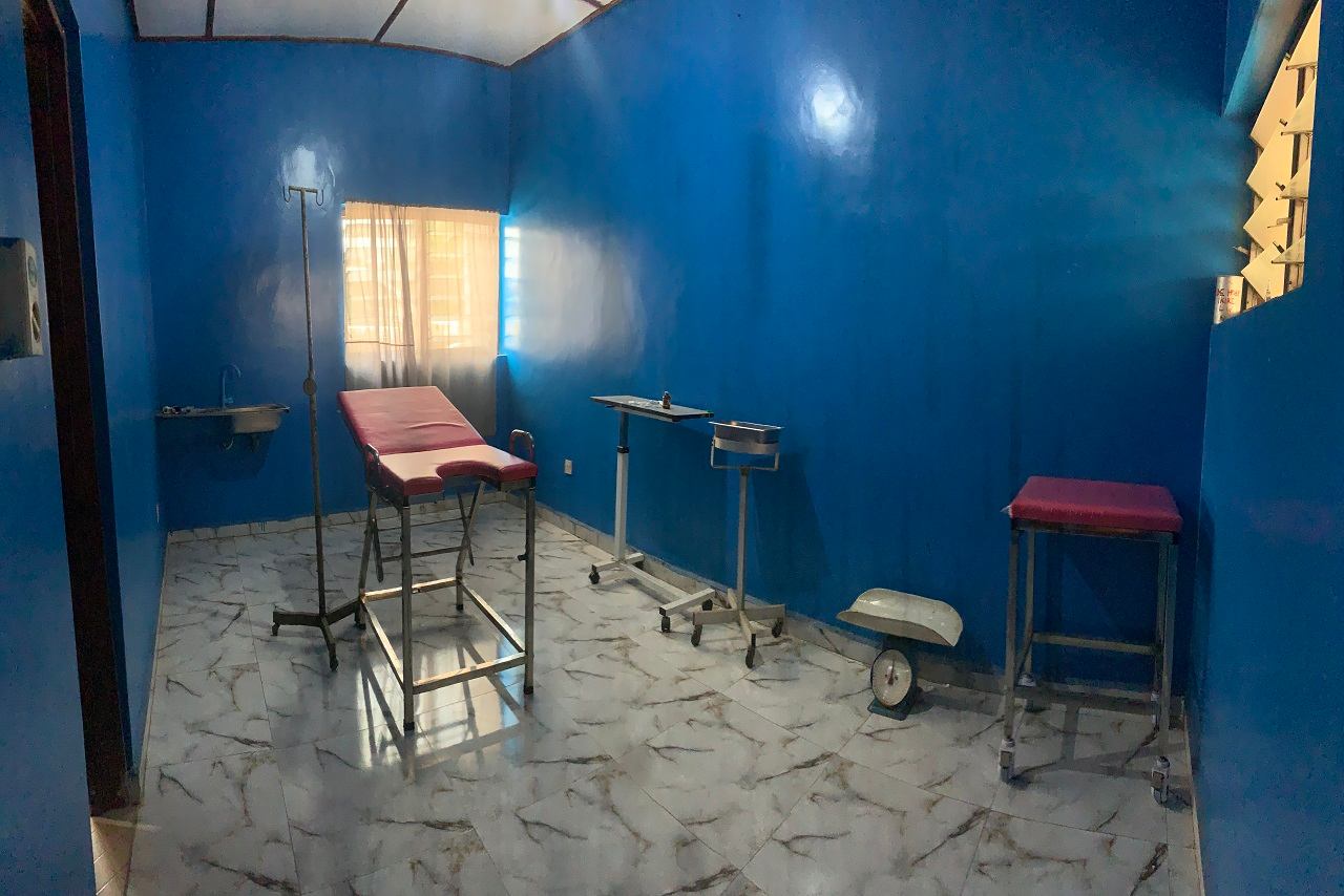 Delivery room Slide Image